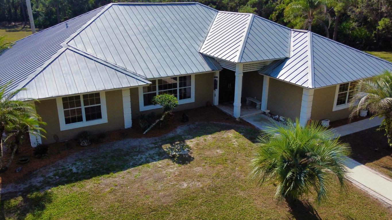 2884 SE Ranch Acres Jupiter, FL 33478