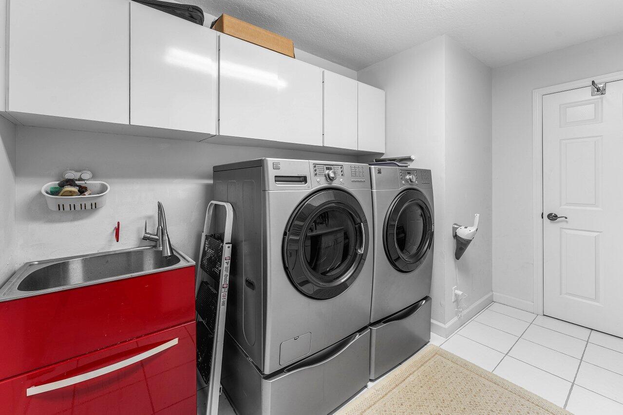 8794 SE Riverfront Jupiter, FL 33469