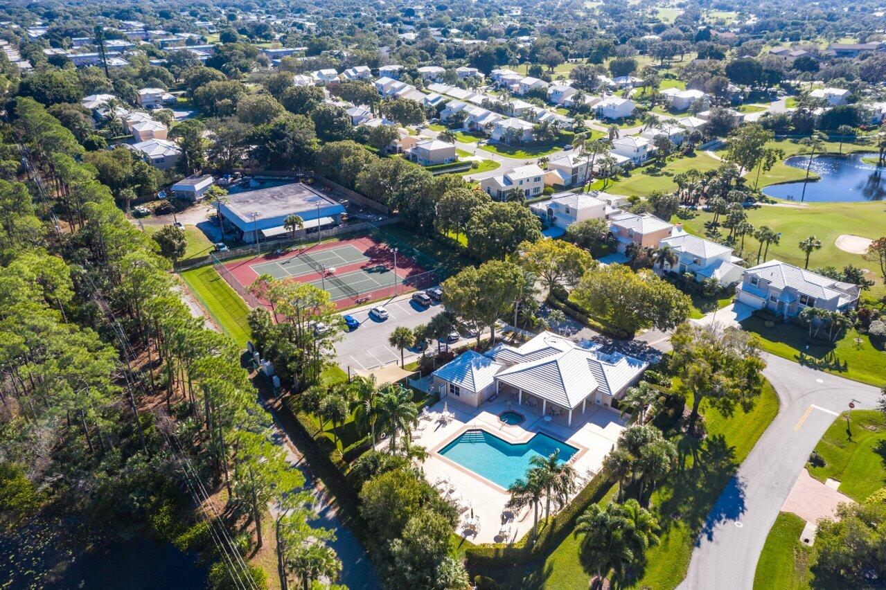 8794 SE Riverfront Jupiter, FL 33469