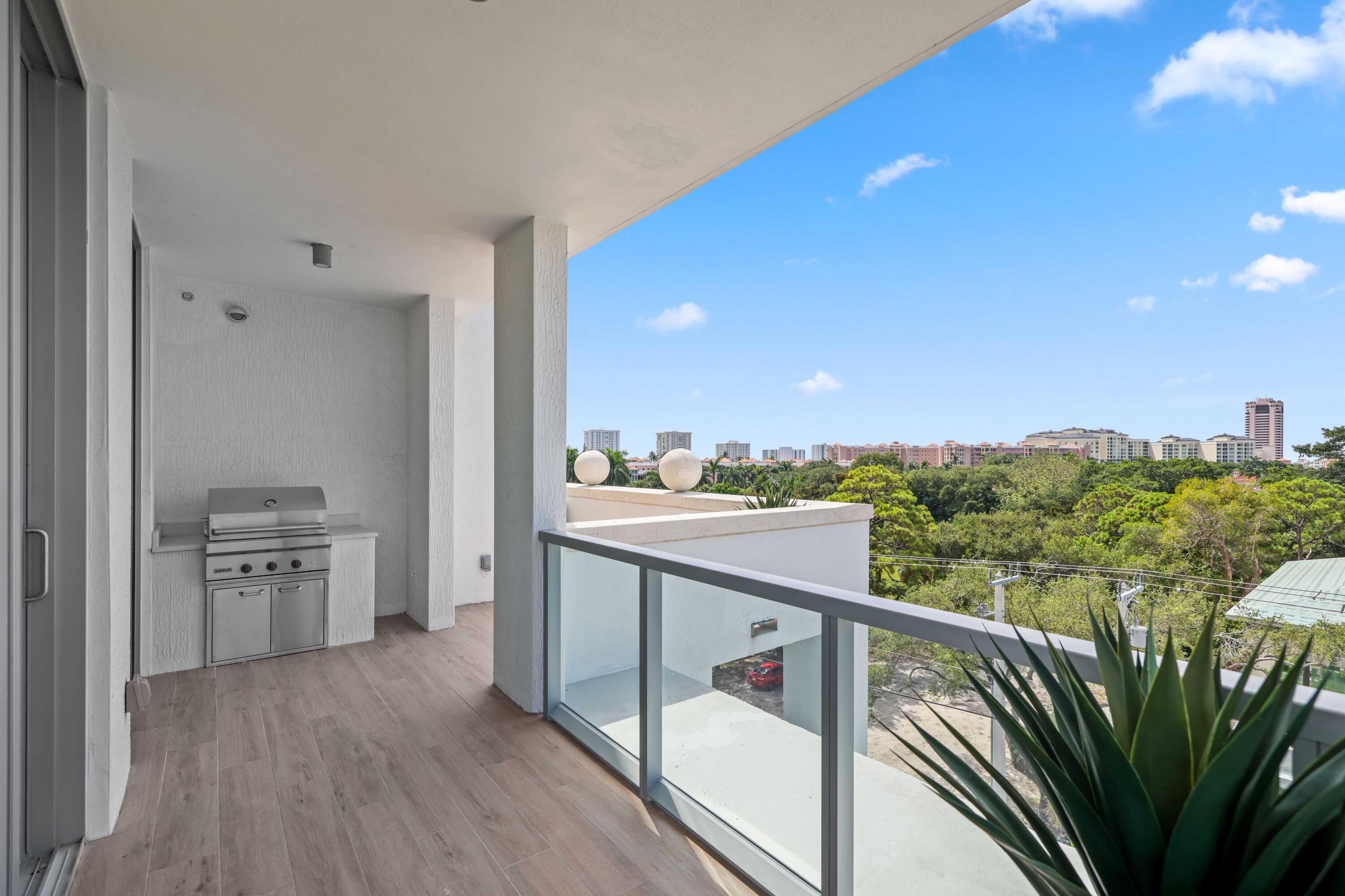 475 E Royal Palm #506 Boca Raton, FL 33432