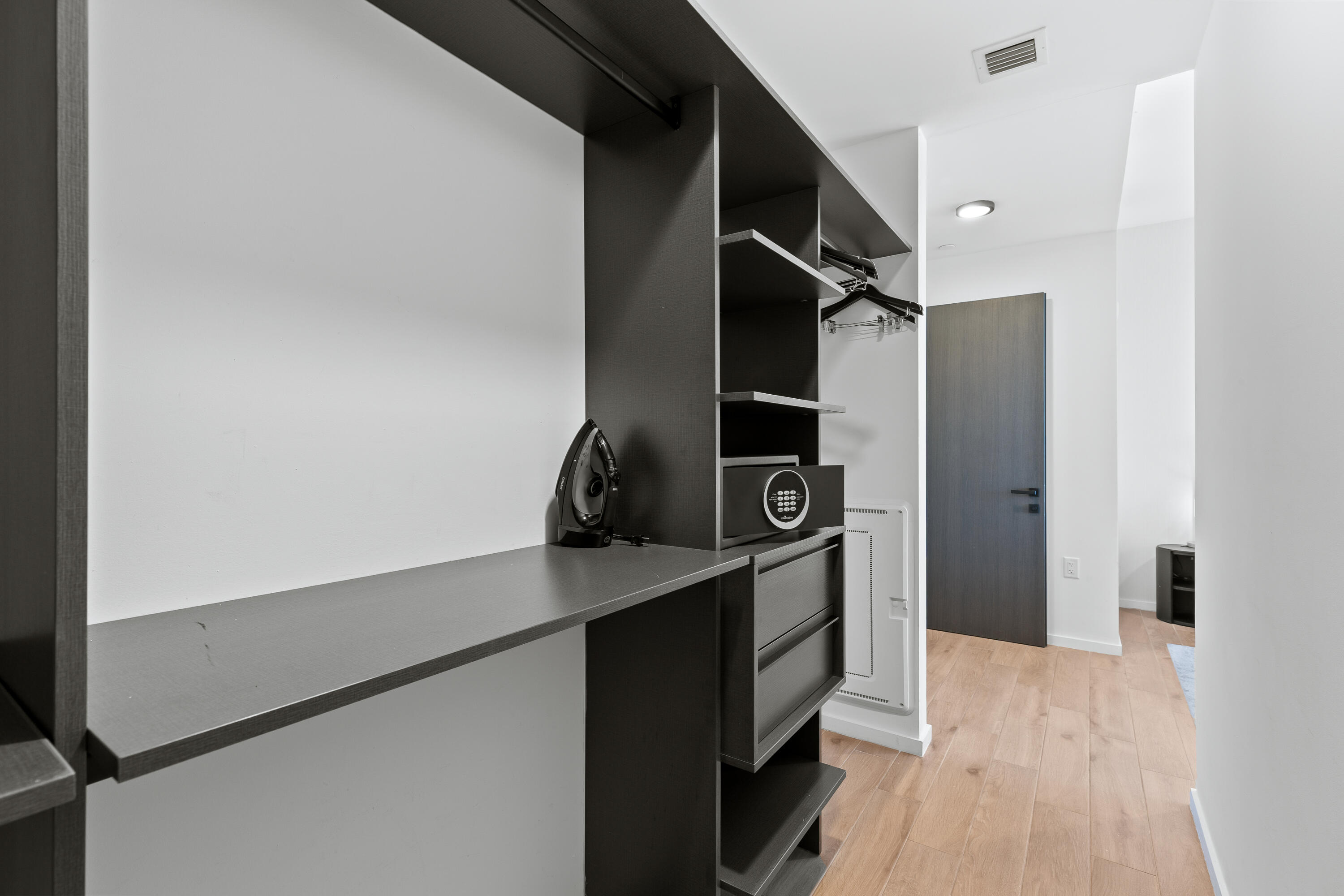 image The Elser Hotel & Residences16