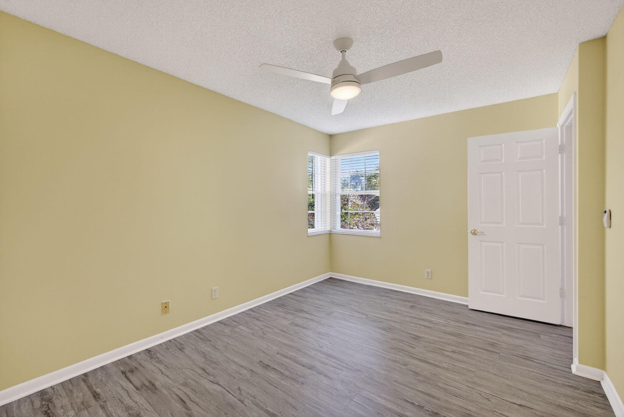 512 Ocean Dunes Jupiter, FL 33477