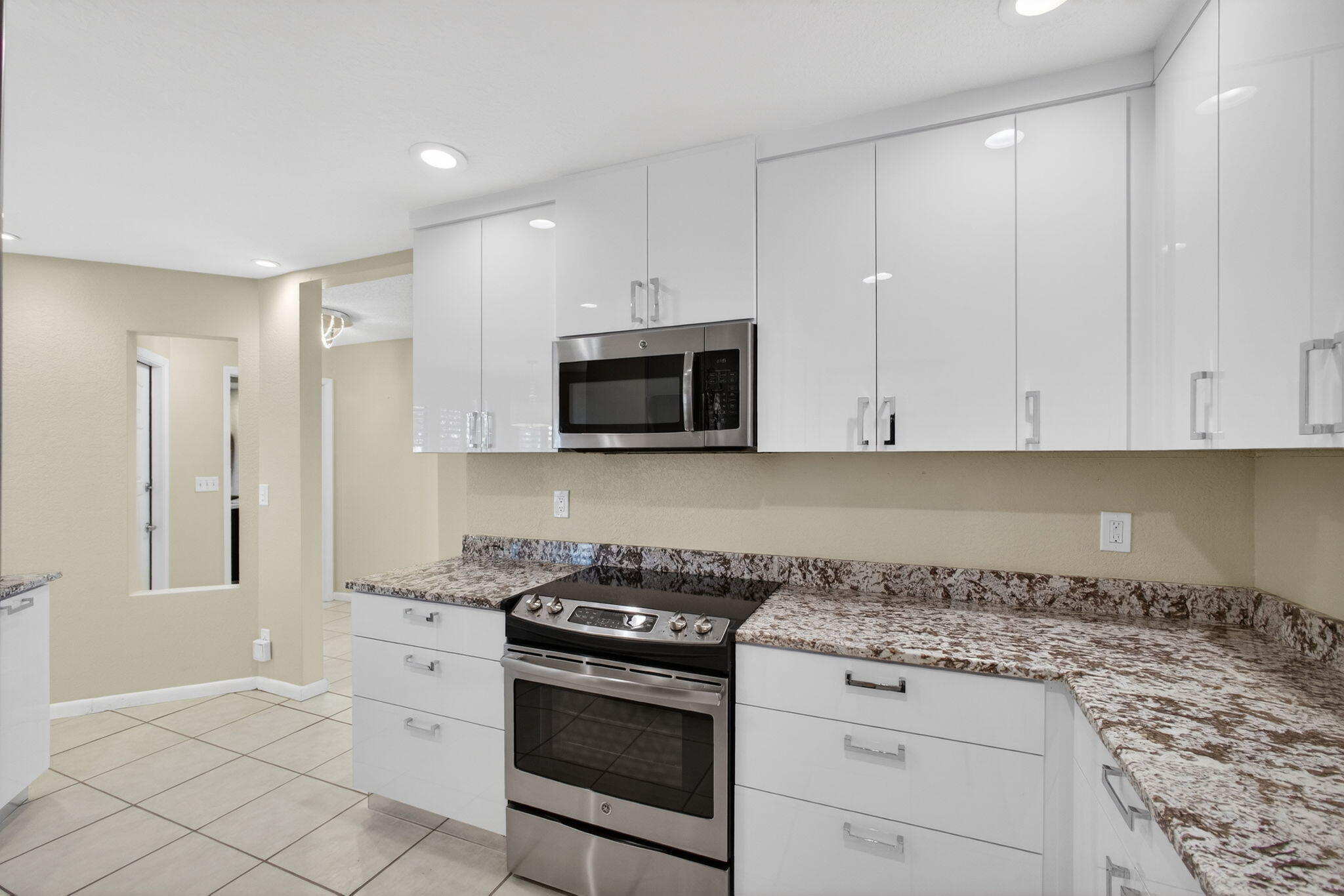 512 Ocean Dunes Jupiter, FL 33477