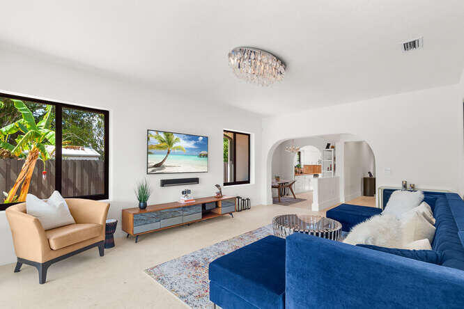 7820 Hawthorne Miami Beach, FL 33141