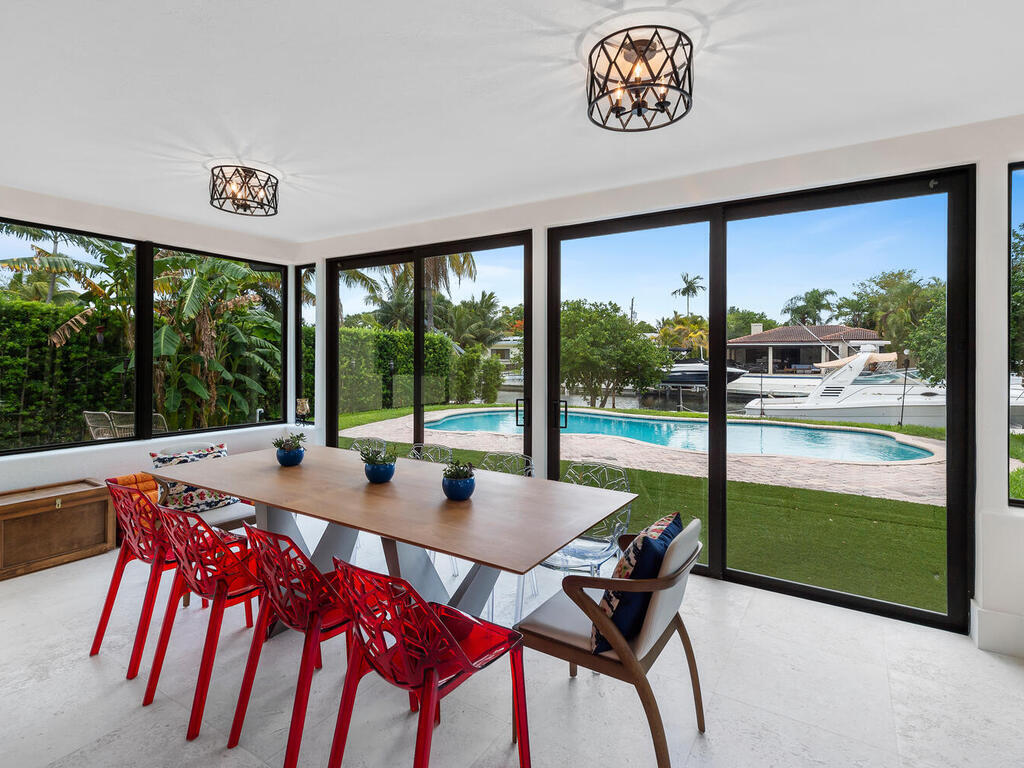 7820 Hawthorne Miami Beach, FL 33141