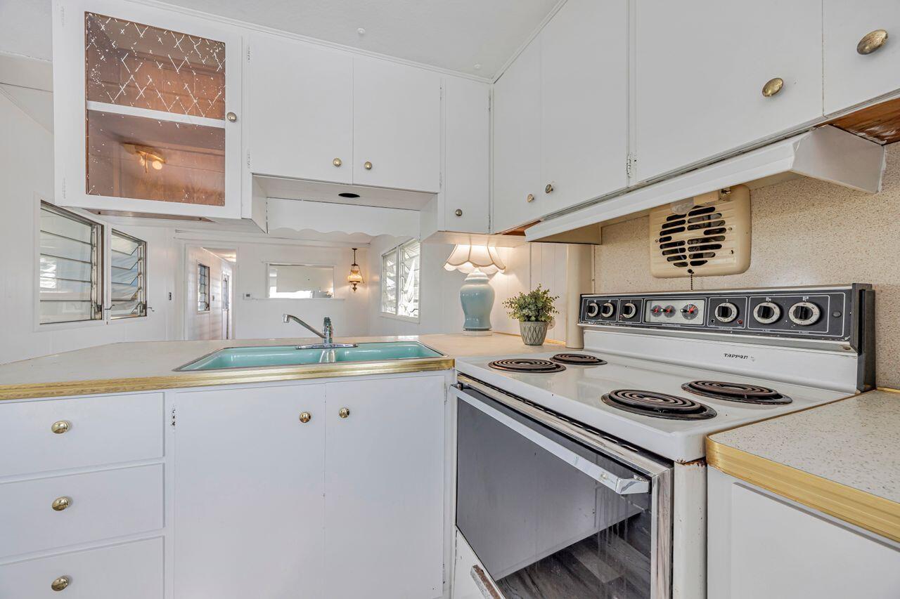 14556 Glenview Delray Beach, FL 33445