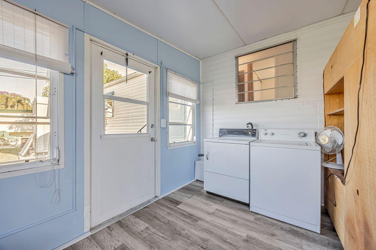 14556 Glenview Delray Beach, FL 33445