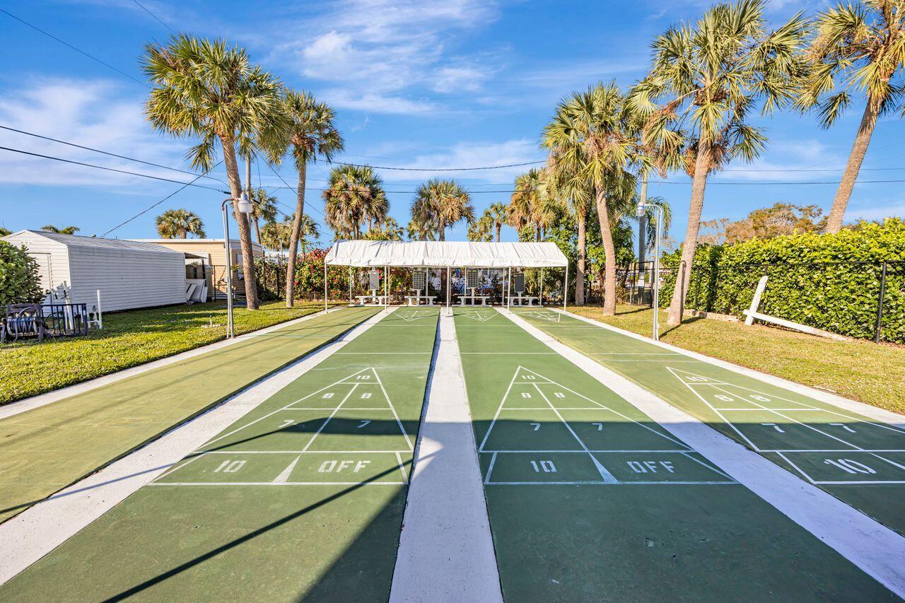 14556 Glenview Delray Beach, FL 33445