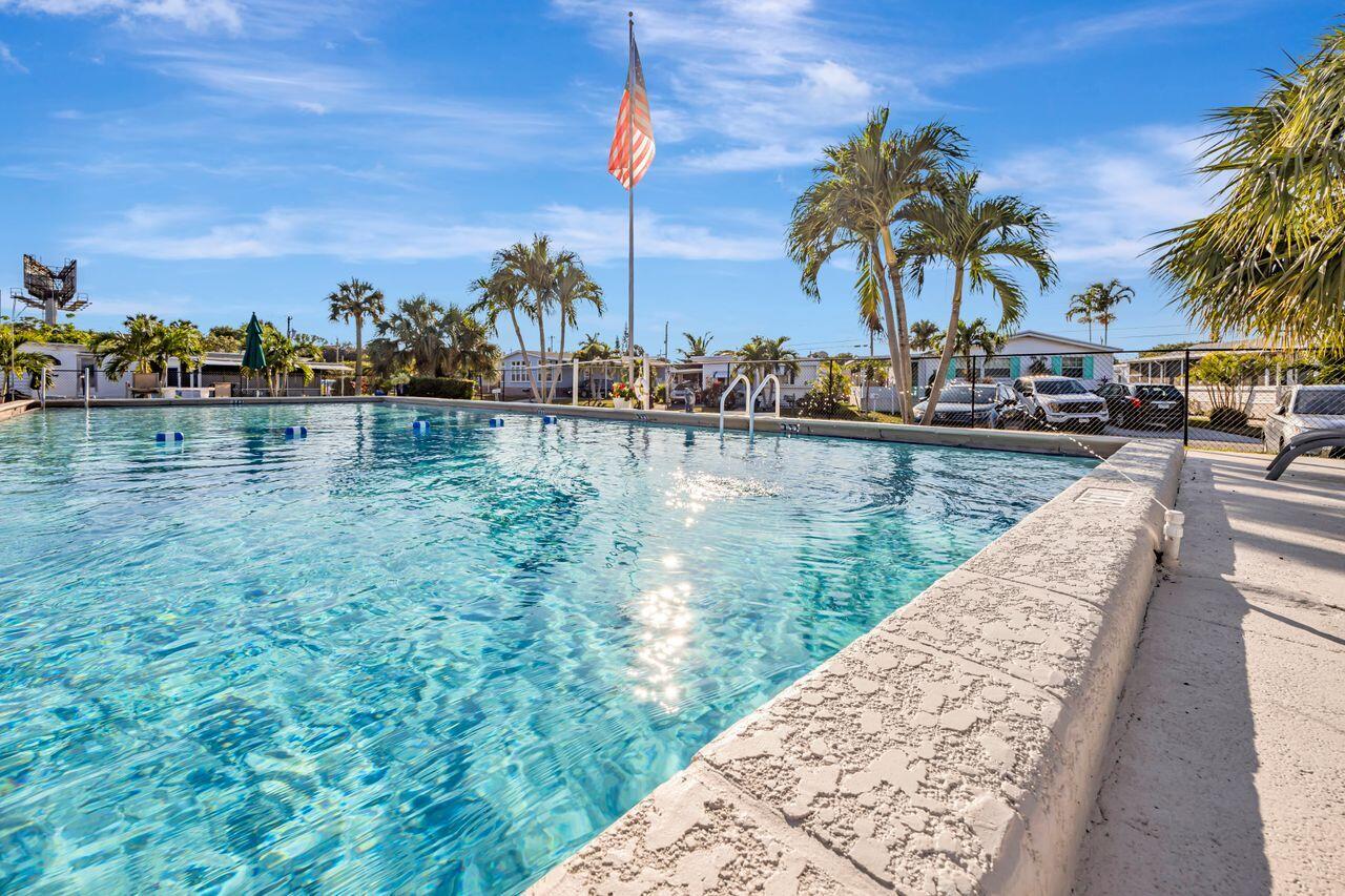 14556 Glenview Delray Beach, FL 33445