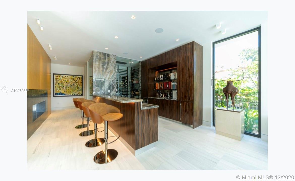 540 Leucadendra Dr Coral Gables, FL 33156