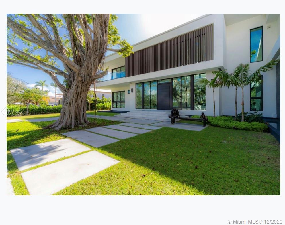 540 Leucadendra Dr Coral Gables, FL 33156