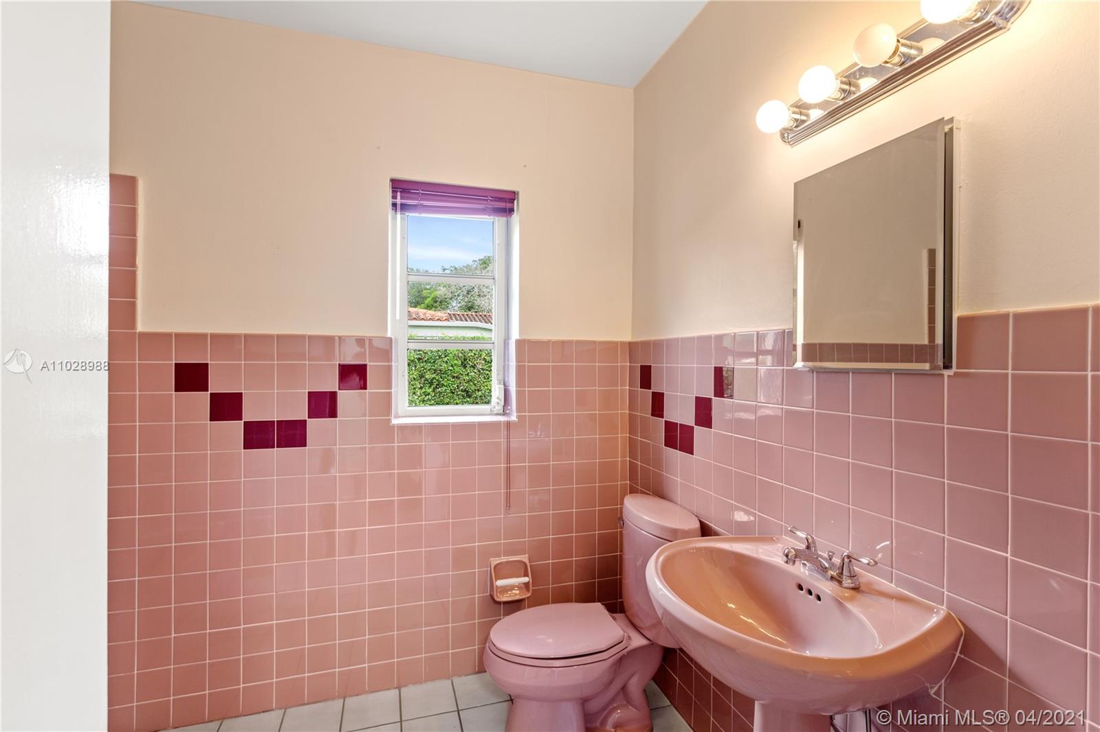 936 Algaringo Ave Coral Gables, FL 33134