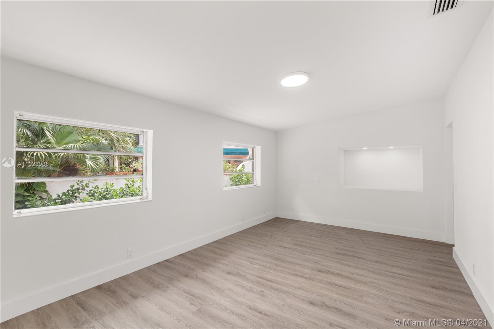 936 Algaringo Ave Coral Gables, FL 33134