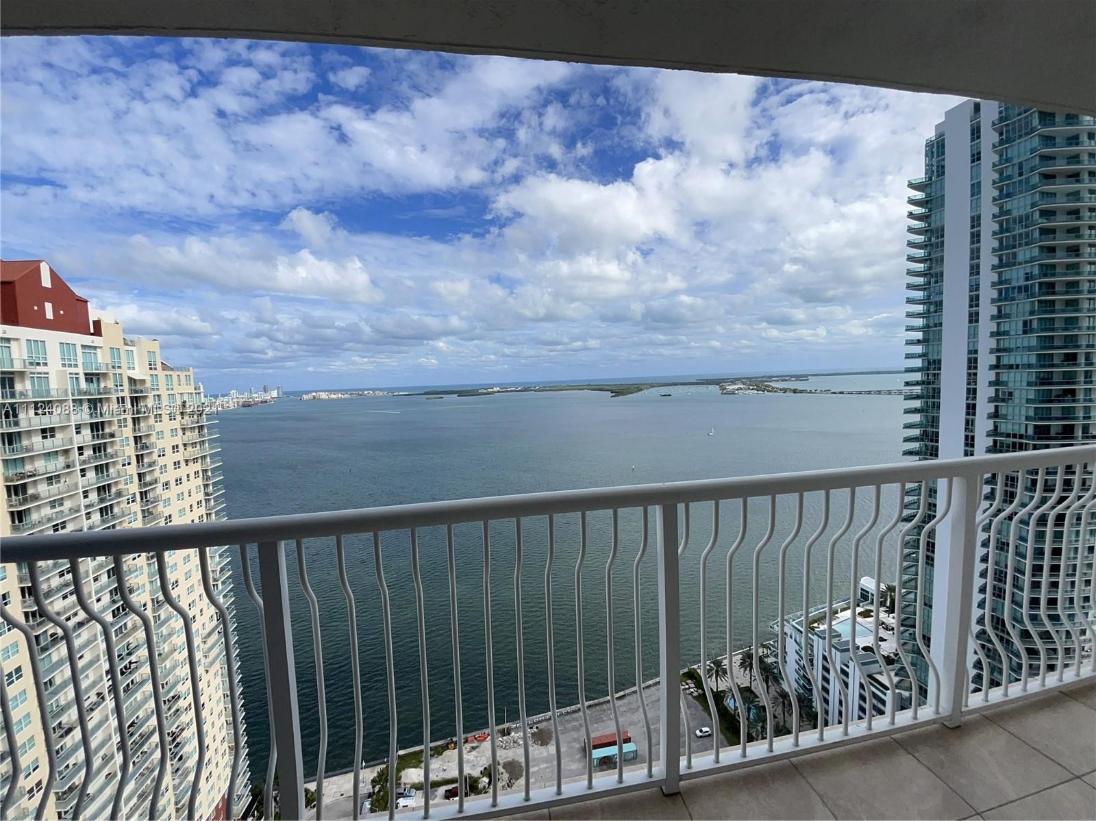 image The Club at Brickell Bay5