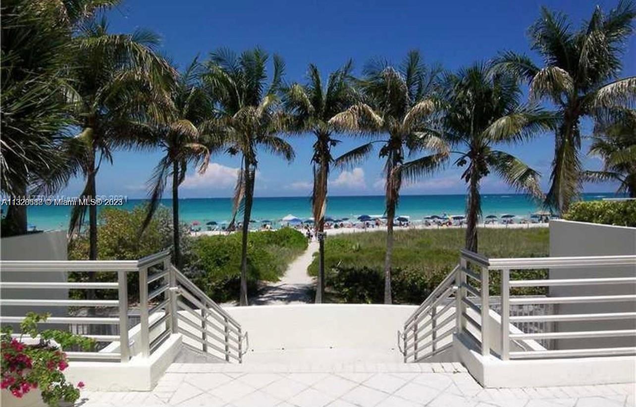 5161 Collins Ave #1706