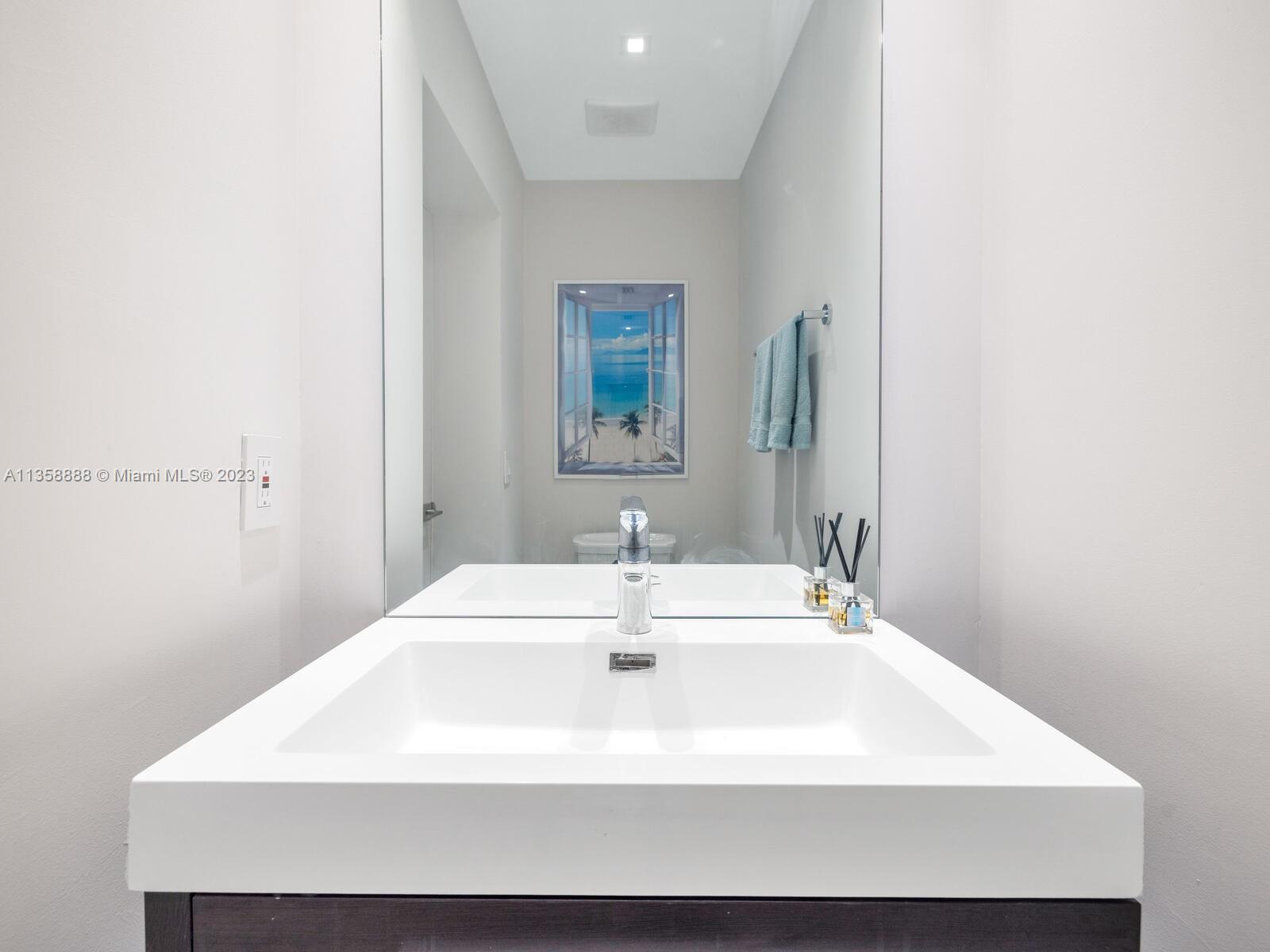 10125 Biscayne Blvd,Miami Shores, FL 33138