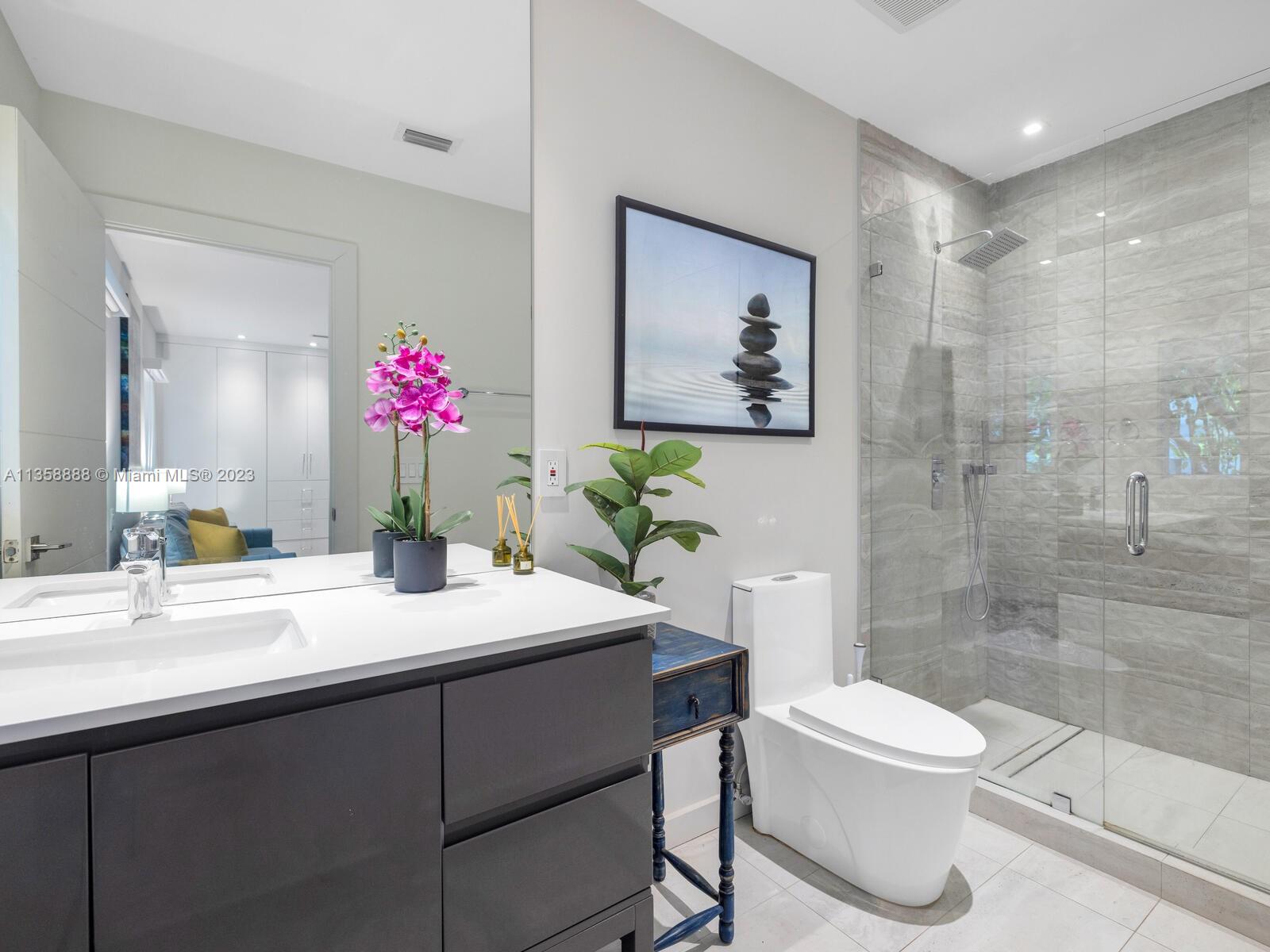 10125 Biscayne Blvd,Miami Shores, FL 33138