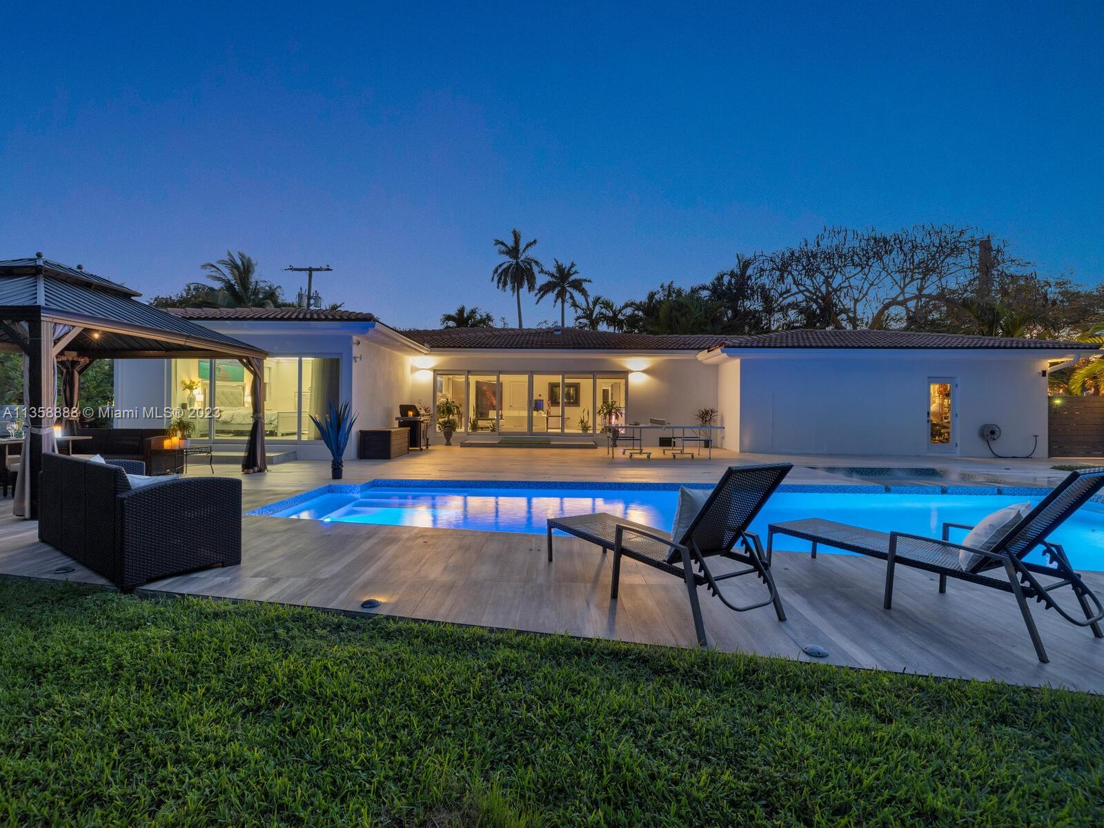 10125 Biscayne Blvd,Miami Shores, FL 33138