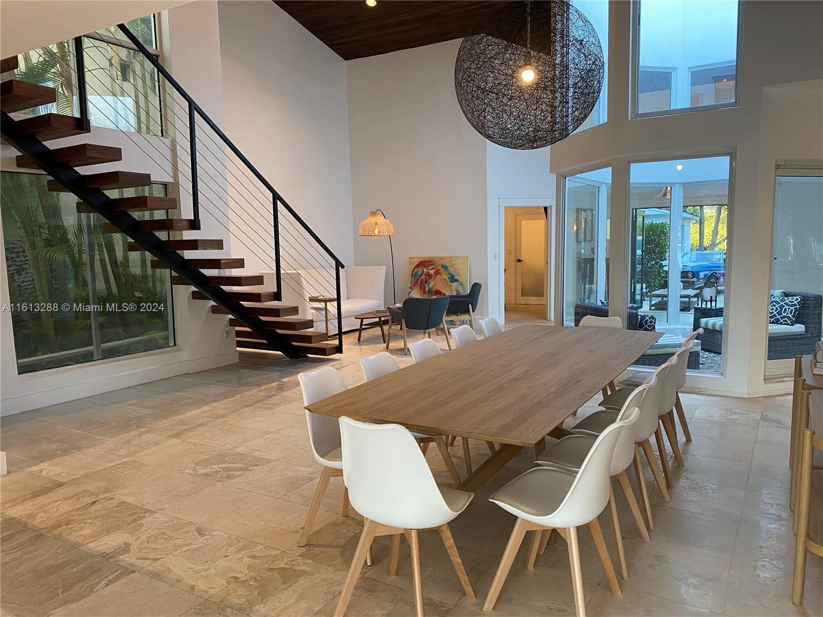 1028 88th St,Surfside, FL 33154