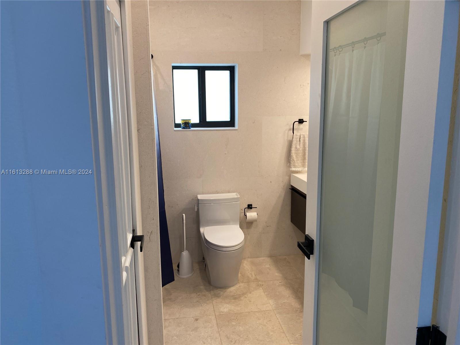 1028 88th St,Surfside, FL 33154