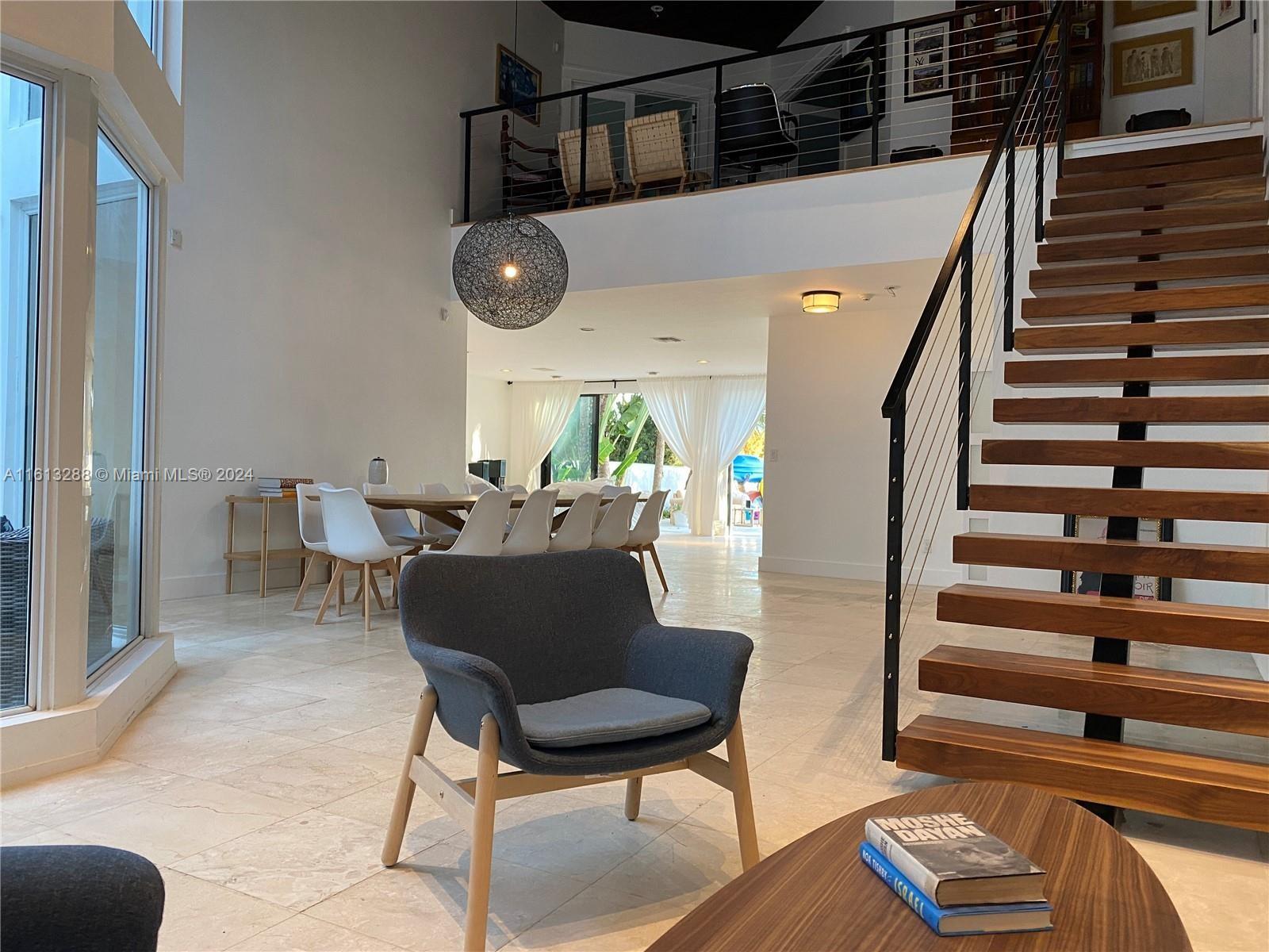 1028 88th St,Surfside, FL 33154