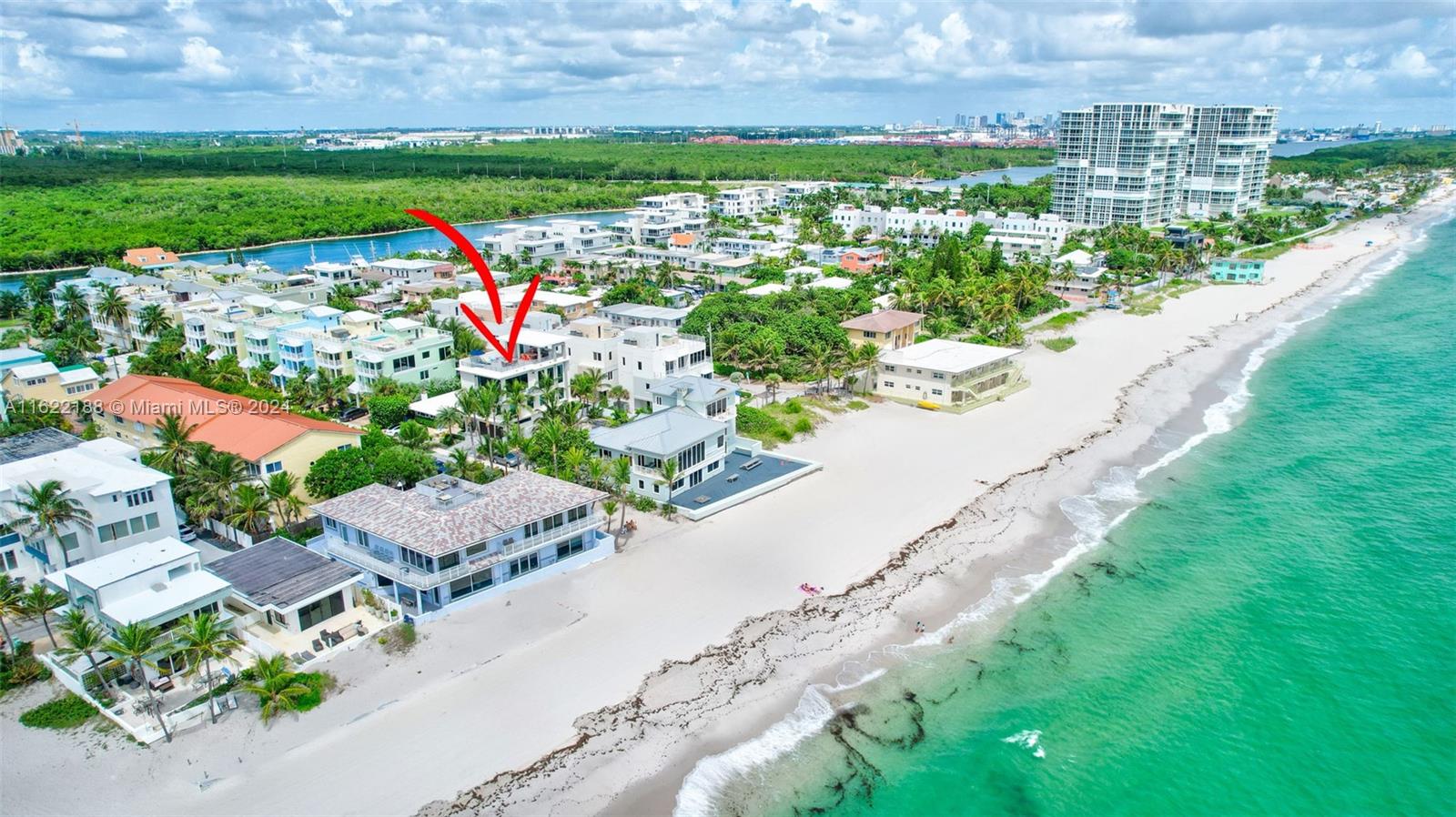 305 Oak St Hollywood, FL 33019