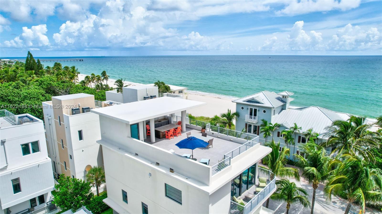 305 Oak St Hollywood, FL 33019