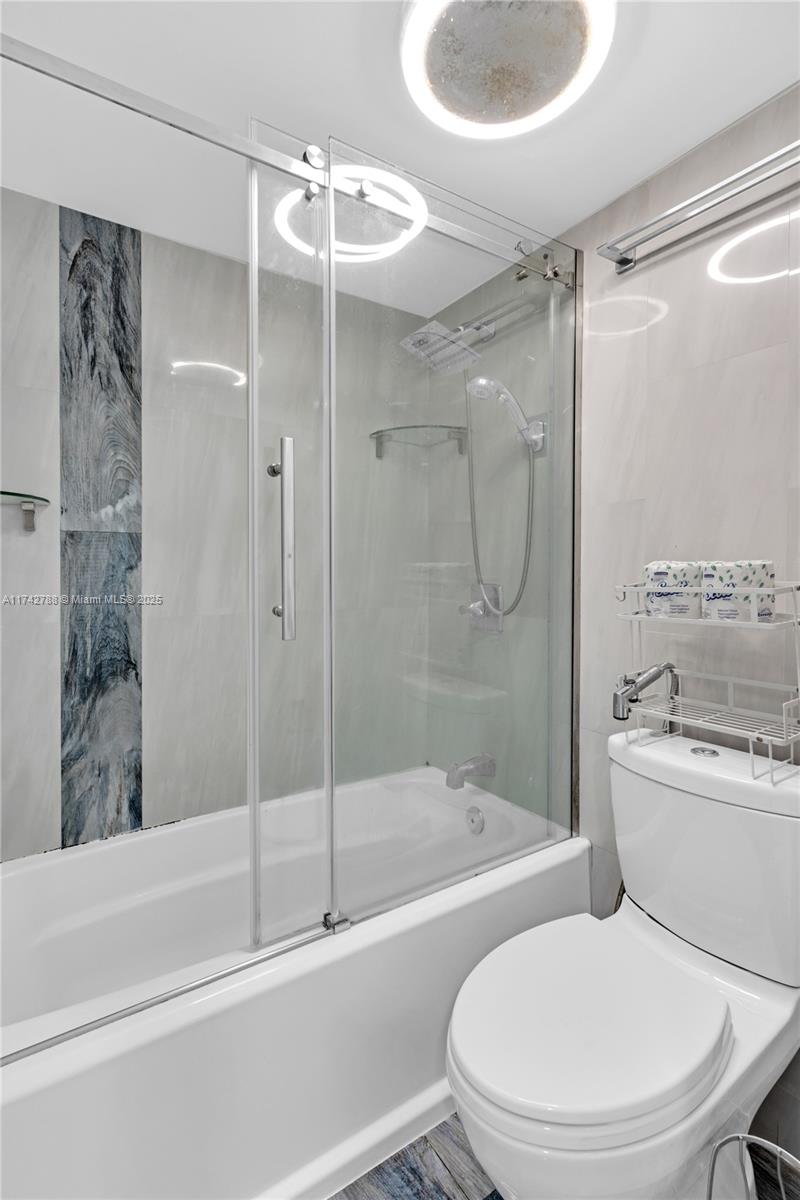 3475 N Country Clb Dr #314 Aventura, FL 33180