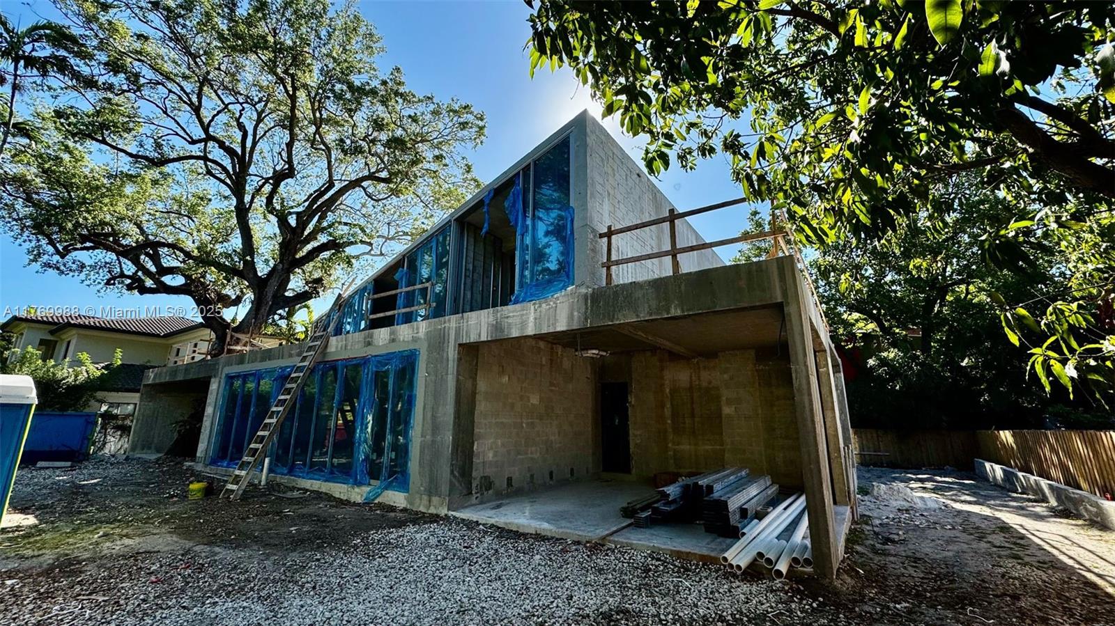 1616 Onaway Dr Miami, FL 33133