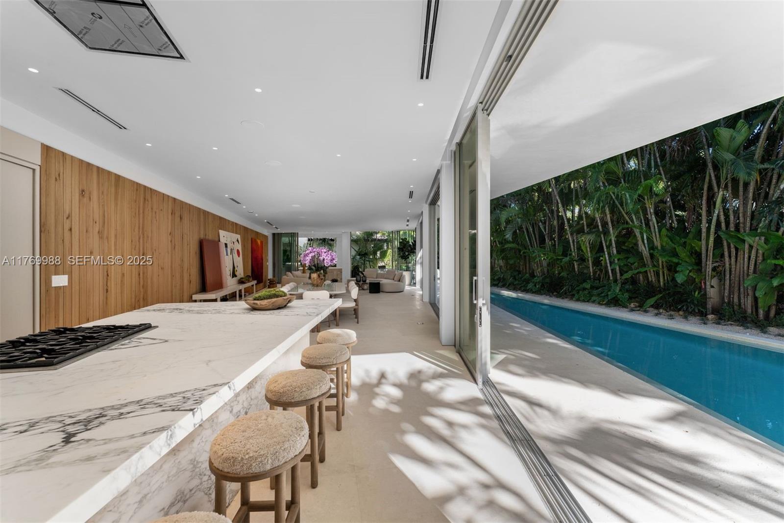 1616 Onaway Dr Miami, FL 33133