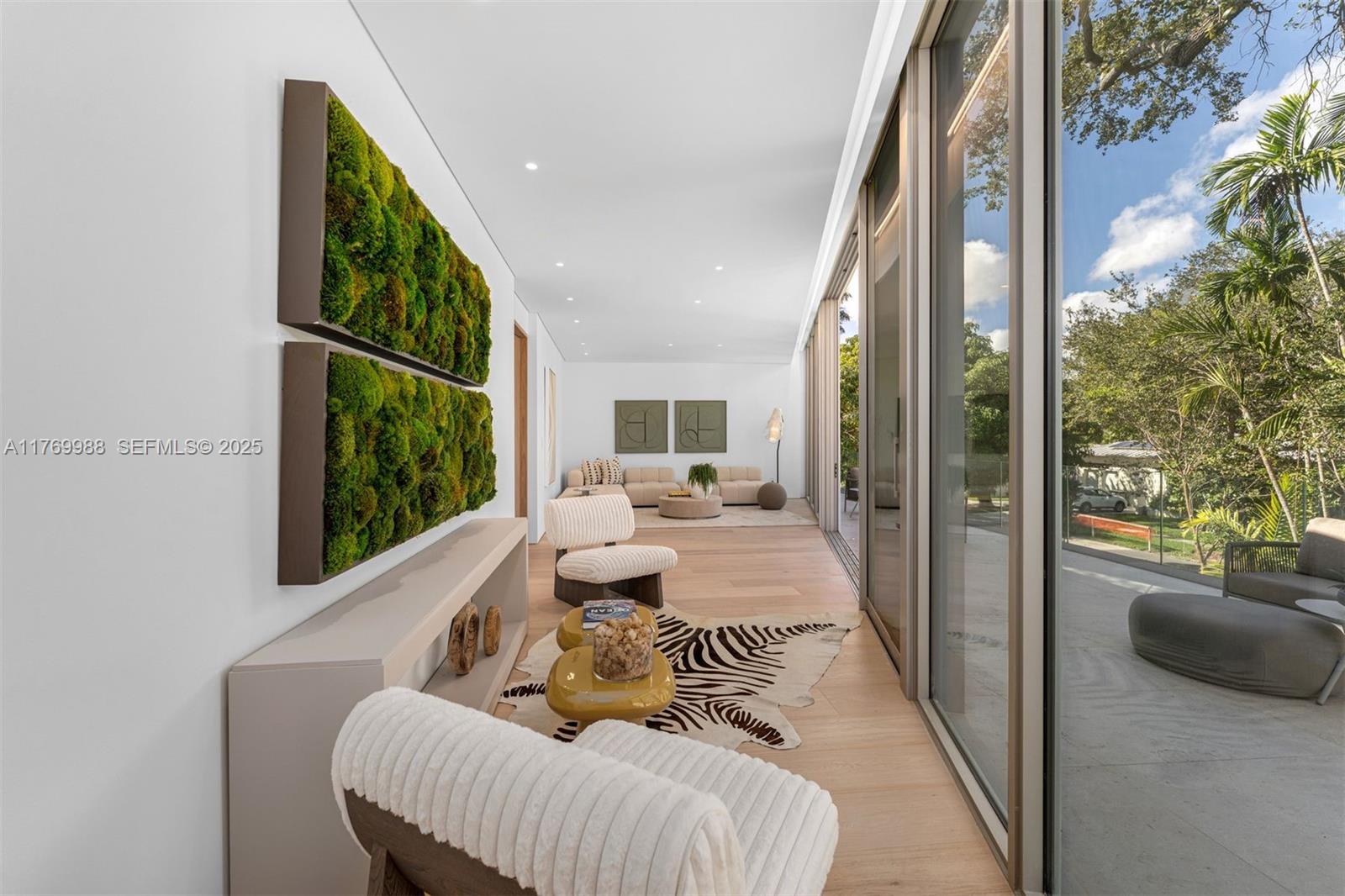 1616 Onaway Dr Miami, FL 33133