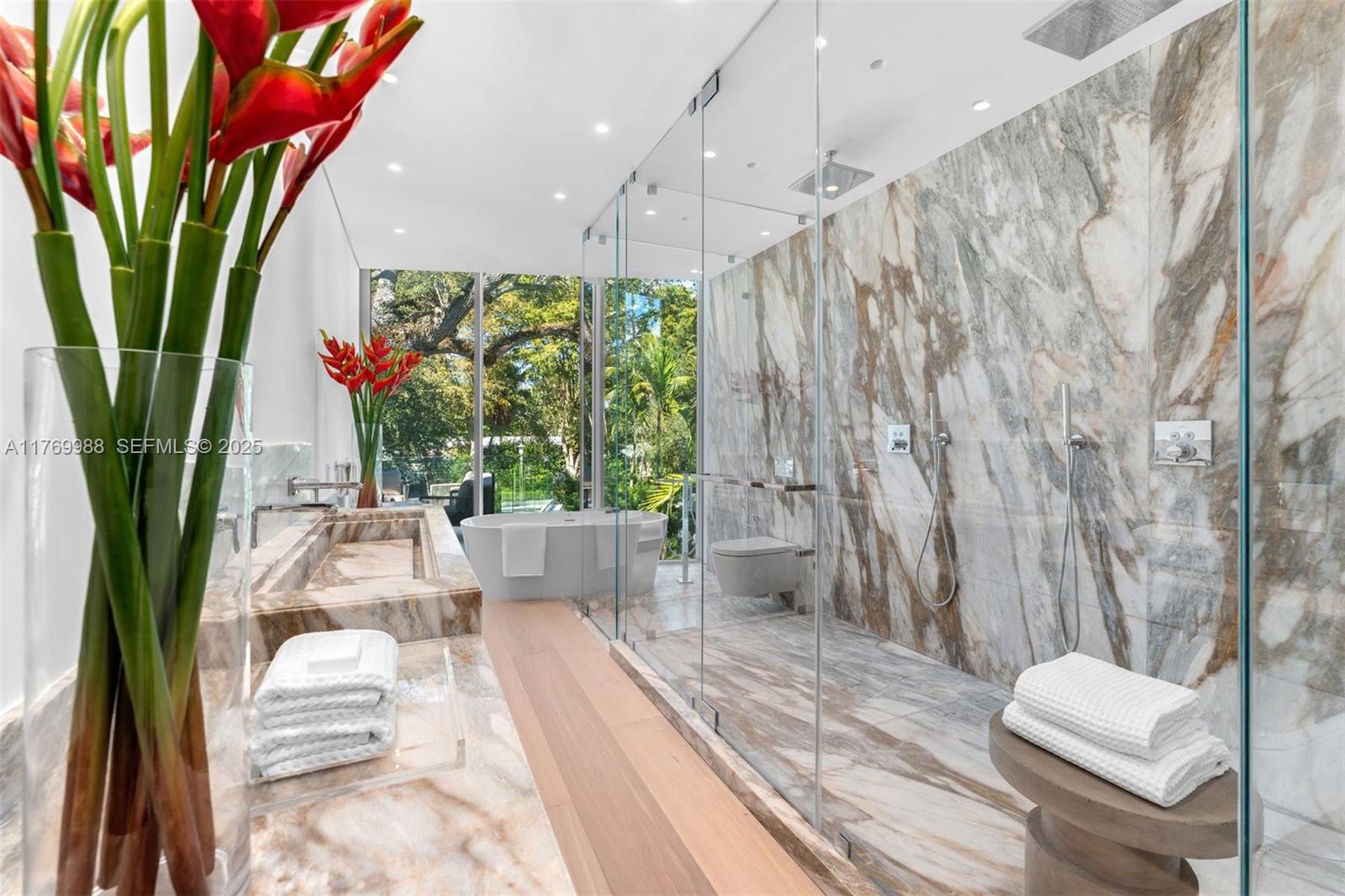 1616 Onaway Dr Miami, FL 33133