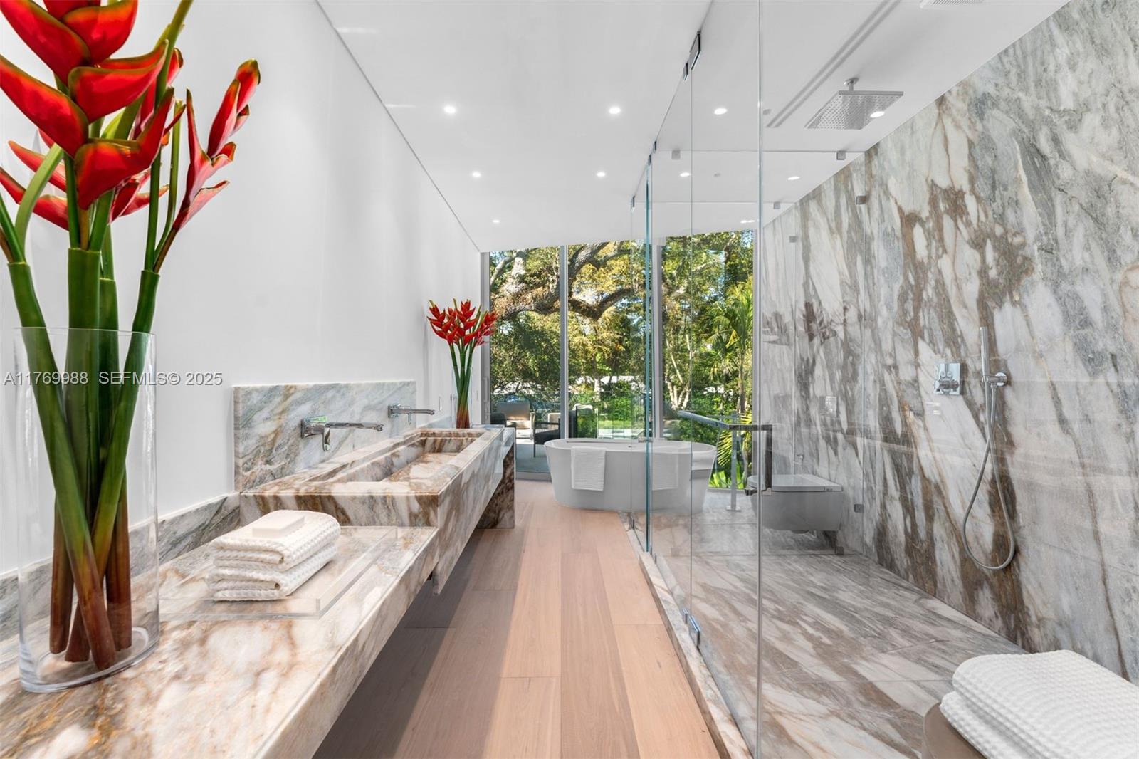 1616 Onaway Dr Miami, FL 33133