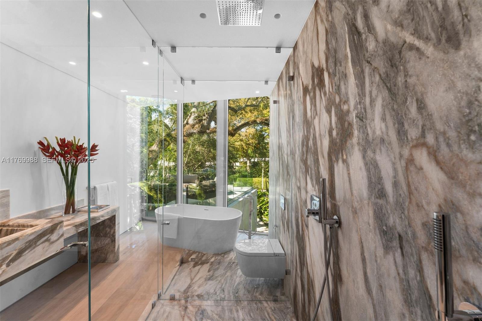 1616 Onaway Dr Miami, FL 33133