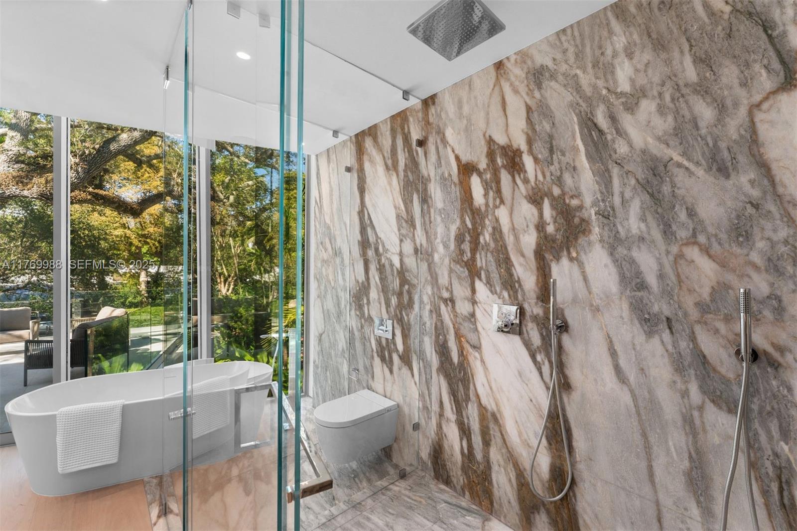 1616 Onaway Dr Miami, FL 33133