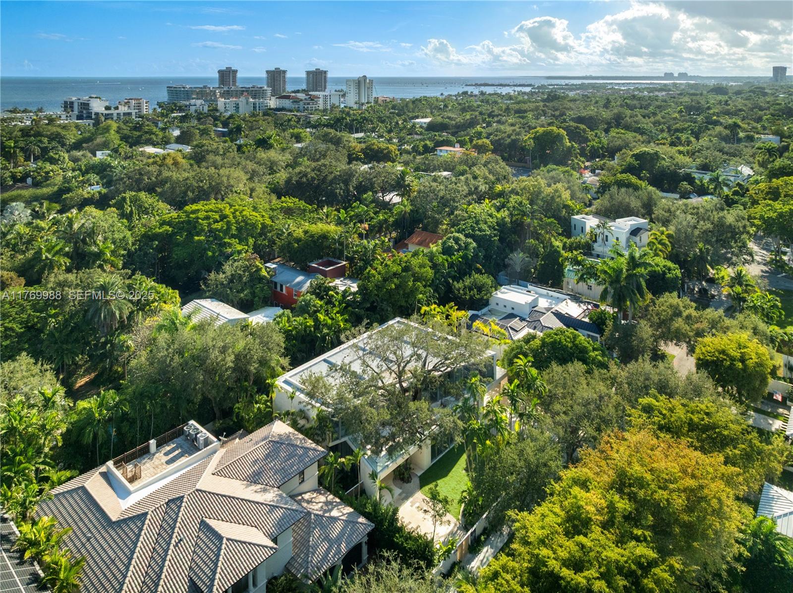 1616 Onaway Dr Miami, FL 33133