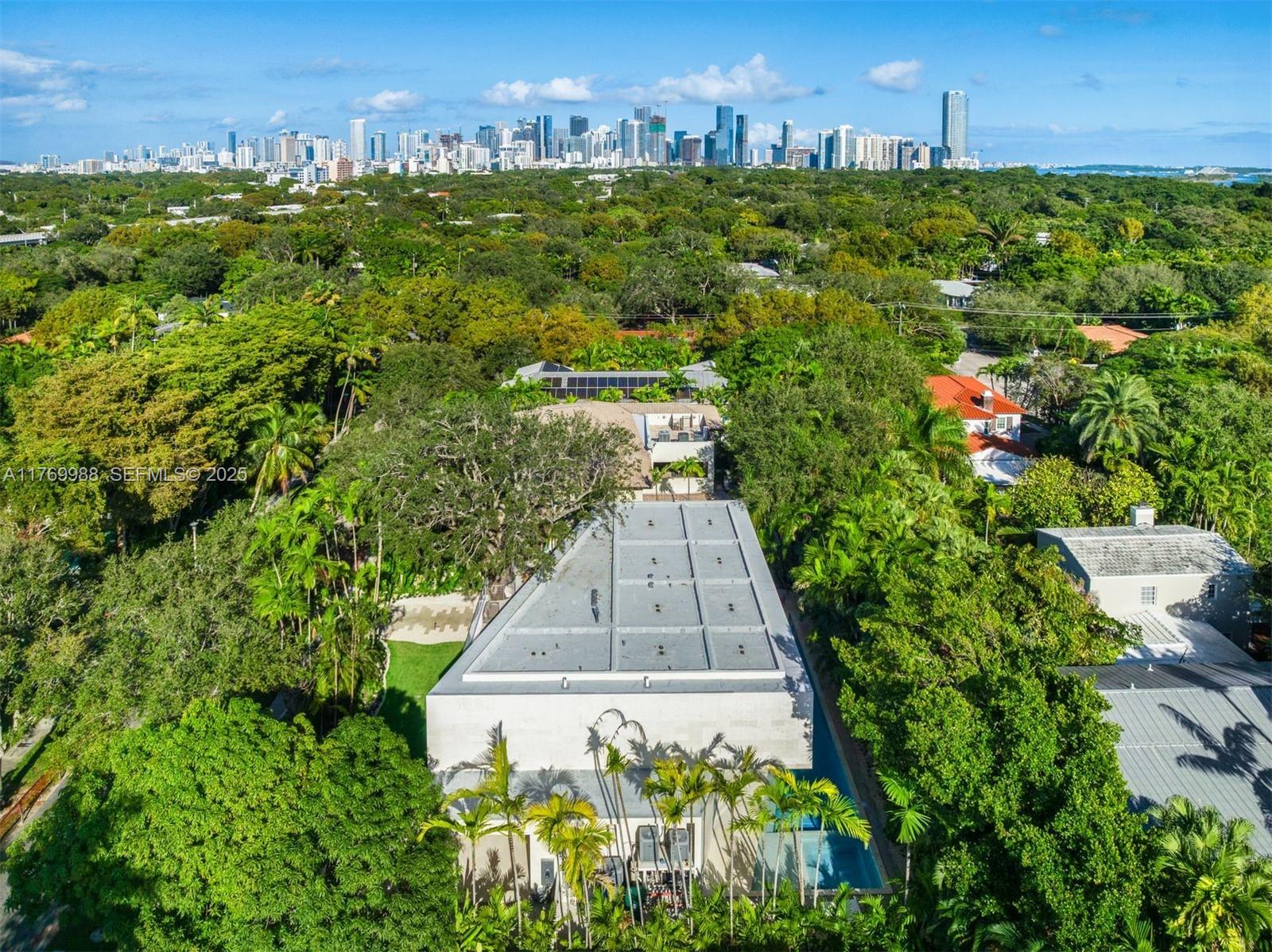 1616 Onaway Dr Miami, FL 33133