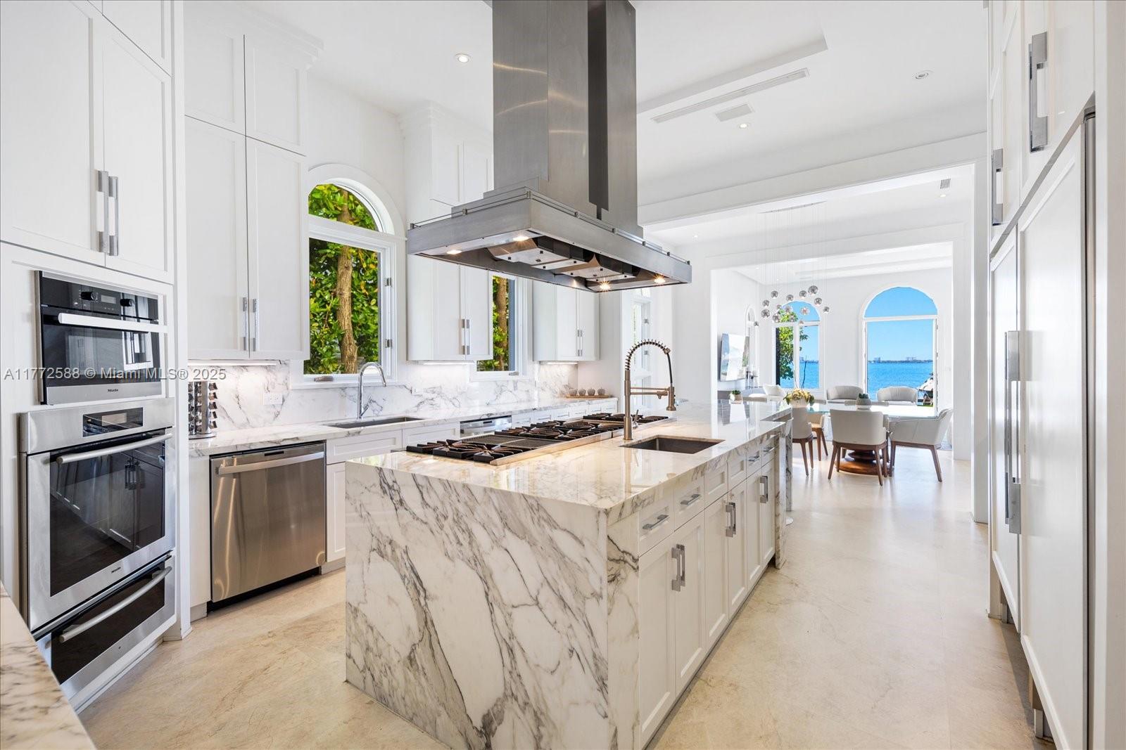 4340 N Bay Rd Miami Beach, FL 33140 4340 N Bay Rd Miami Beach, FL 33140