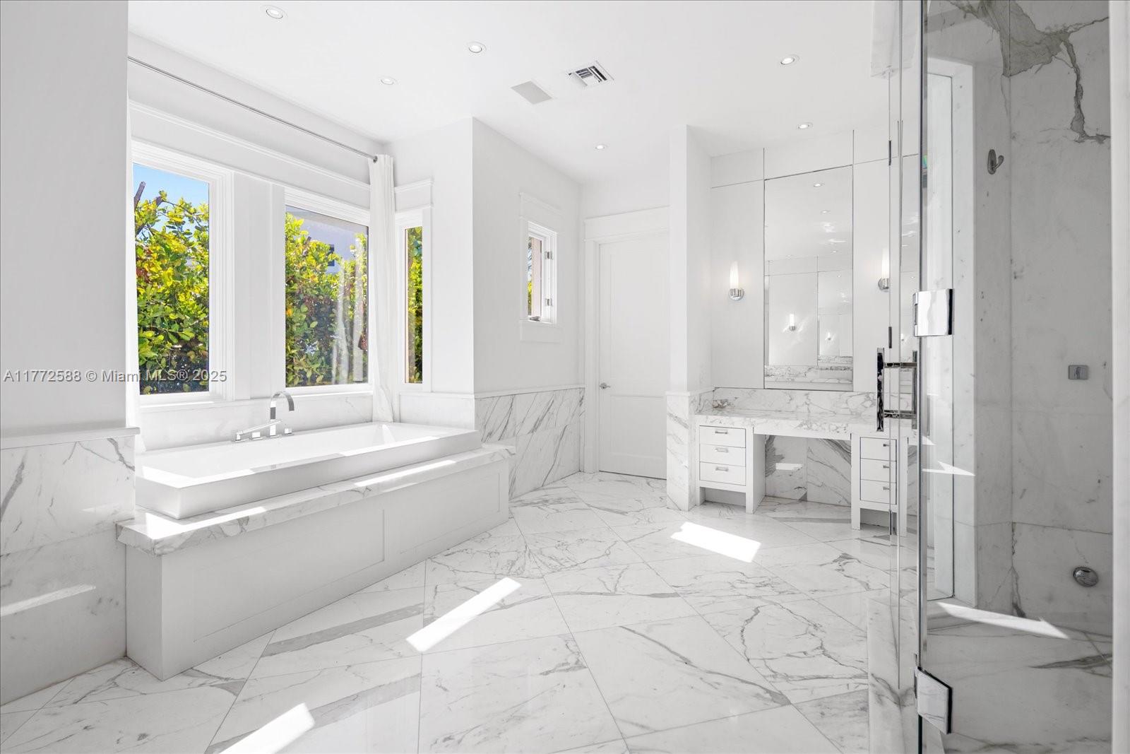 4340 N Bay Rd Miami Beach, FL 33140 4340 N Bay Rd Miami Beach, FL 33140