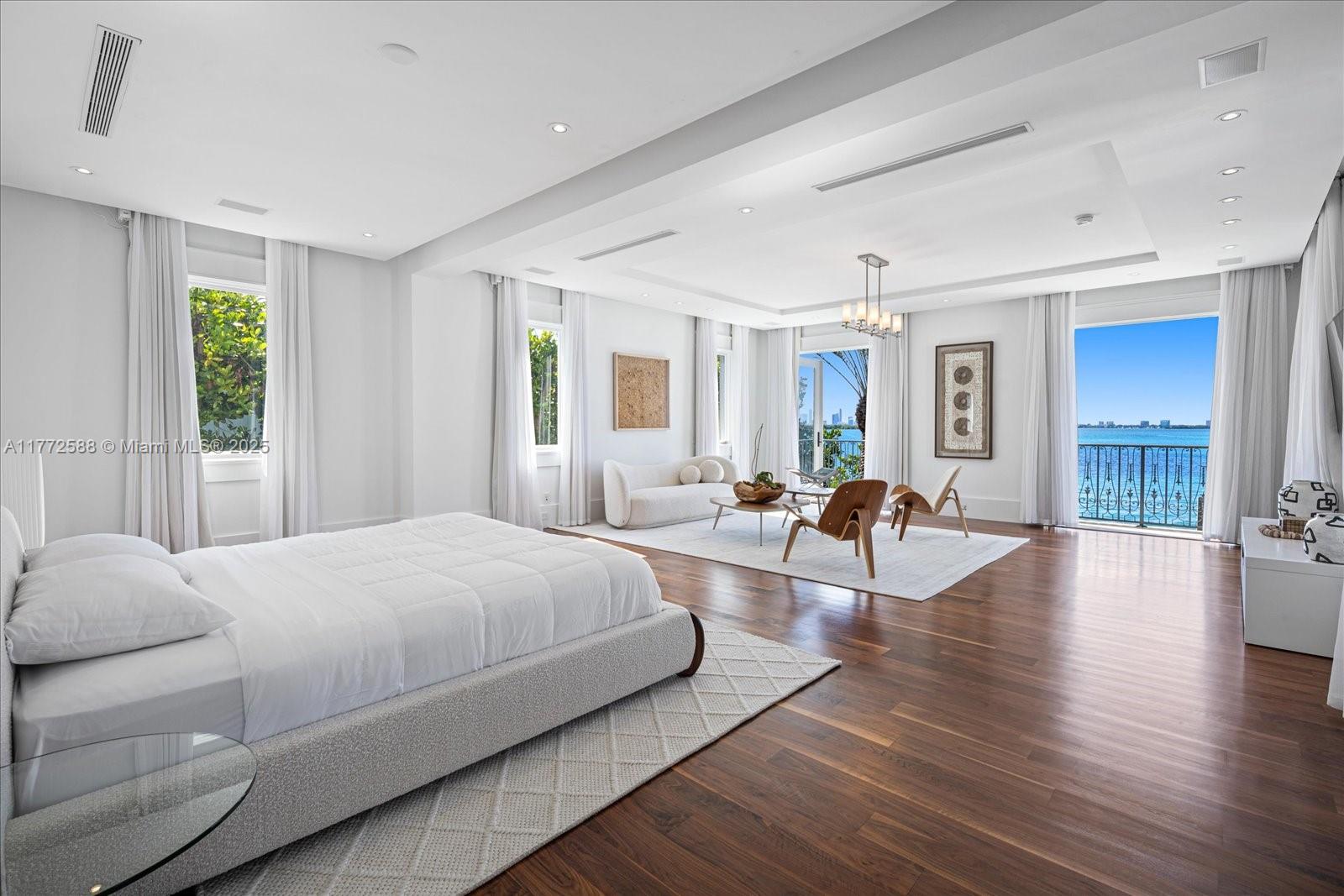 4340 N Bay Rd Miami Beach, FL 33140 4340 N Bay Rd Miami Beach, FL 33140