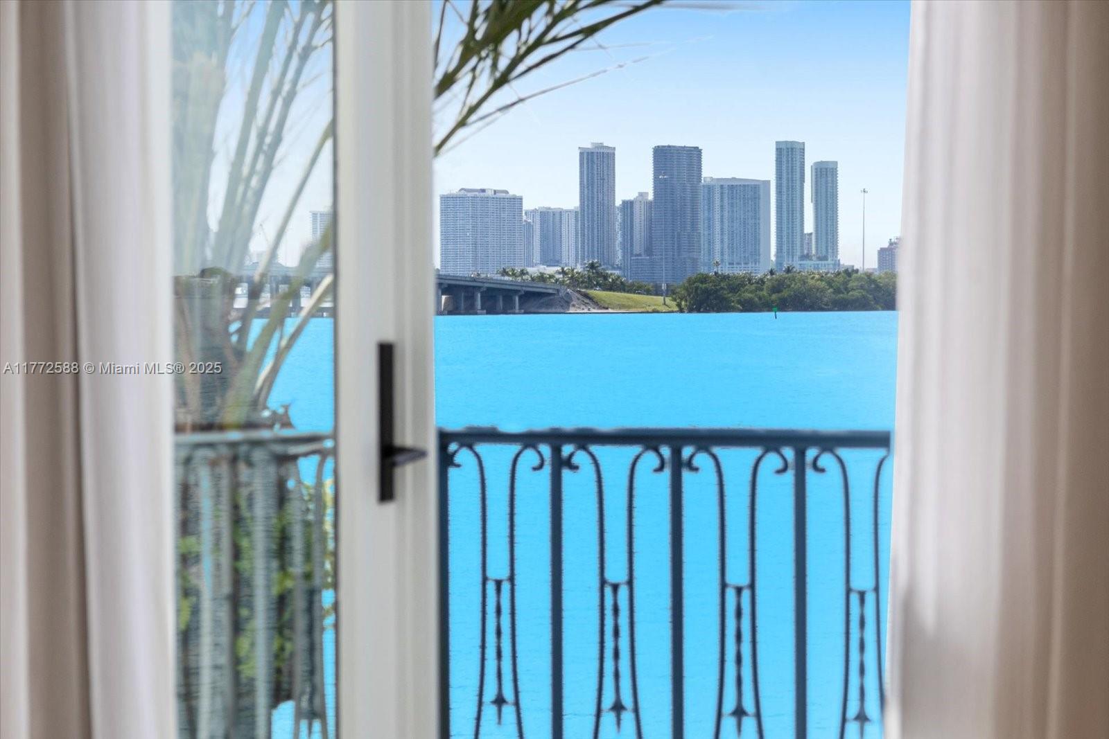 4340 N Bay Rd Miami Beach, FL 33140 4340 N Bay Rd Miami Beach, FL 33140