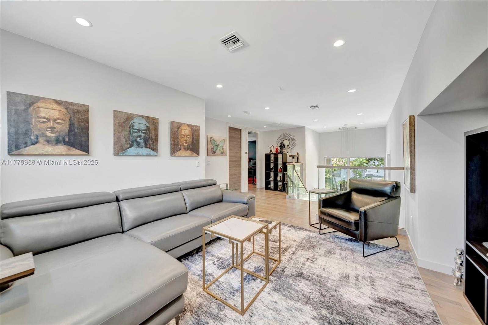 544 N Victoria Park Rd Fort Lauderdale, FL 33301