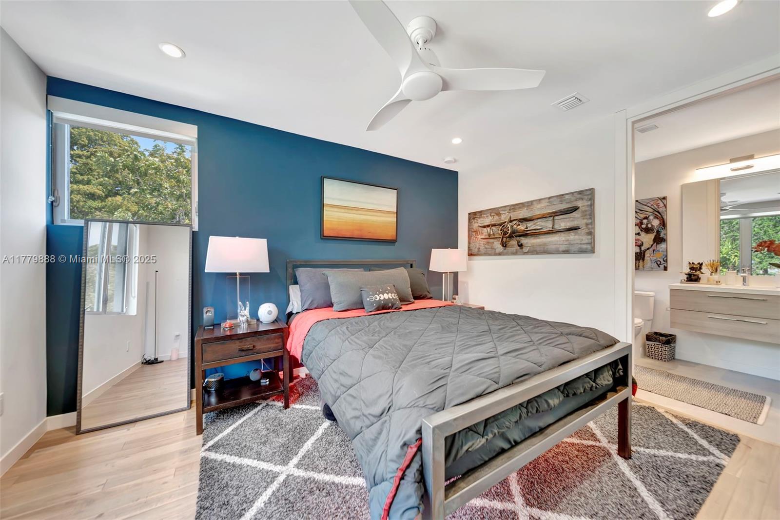 544 N Victoria Park Rd Fort Lauderdale, FL 33301