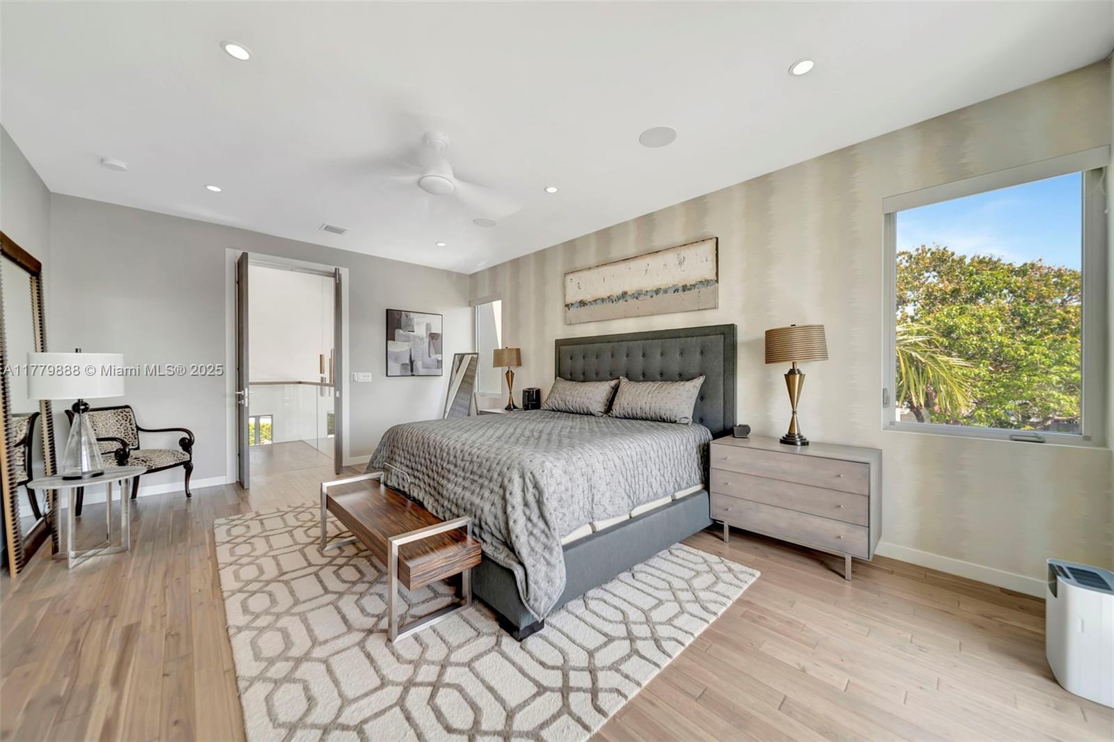 544 N Victoria Park Rd Fort Lauderdale, FL 33301