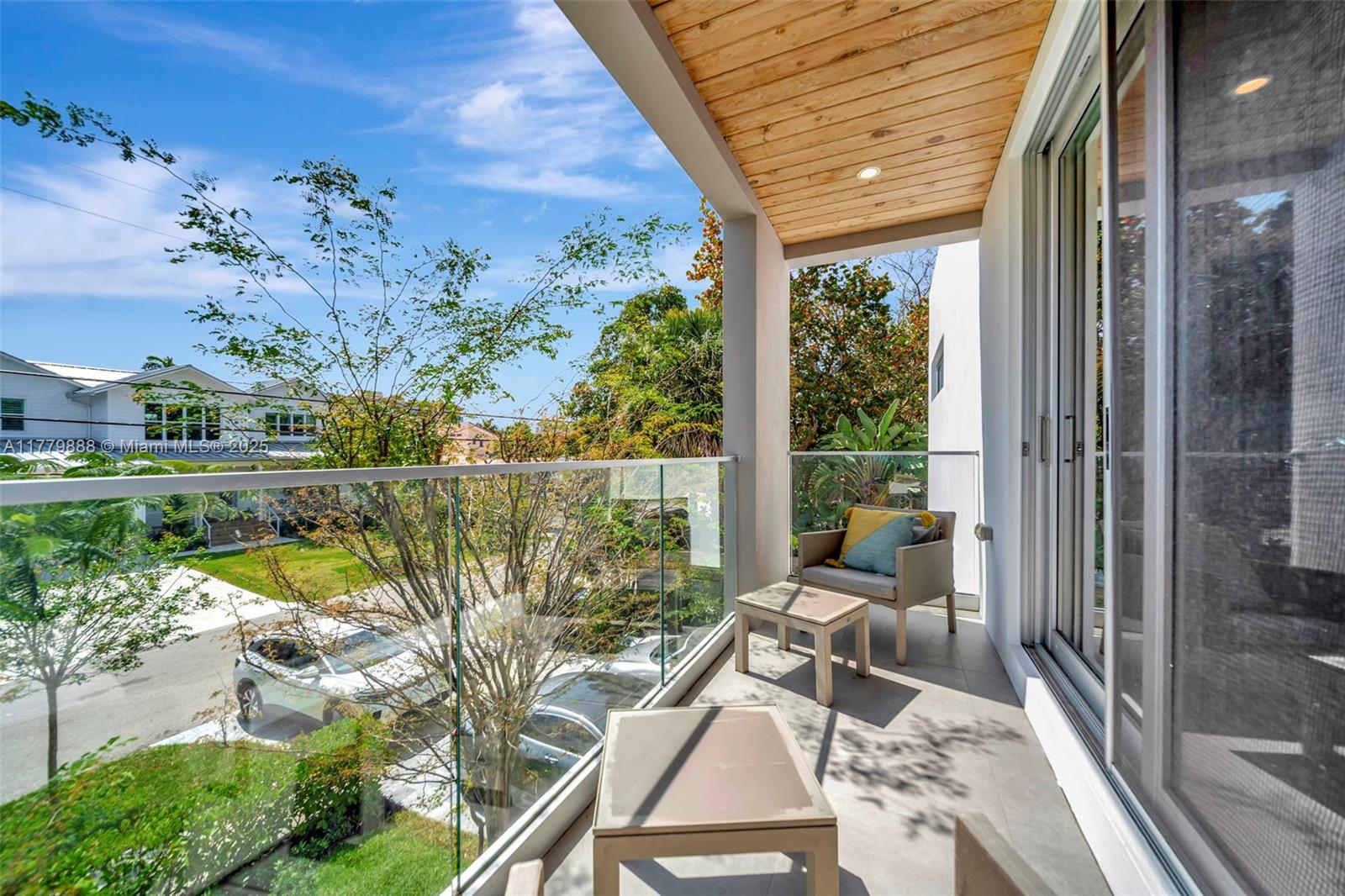 544 N Victoria Park Rd Fort Lauderdale, FL 33301