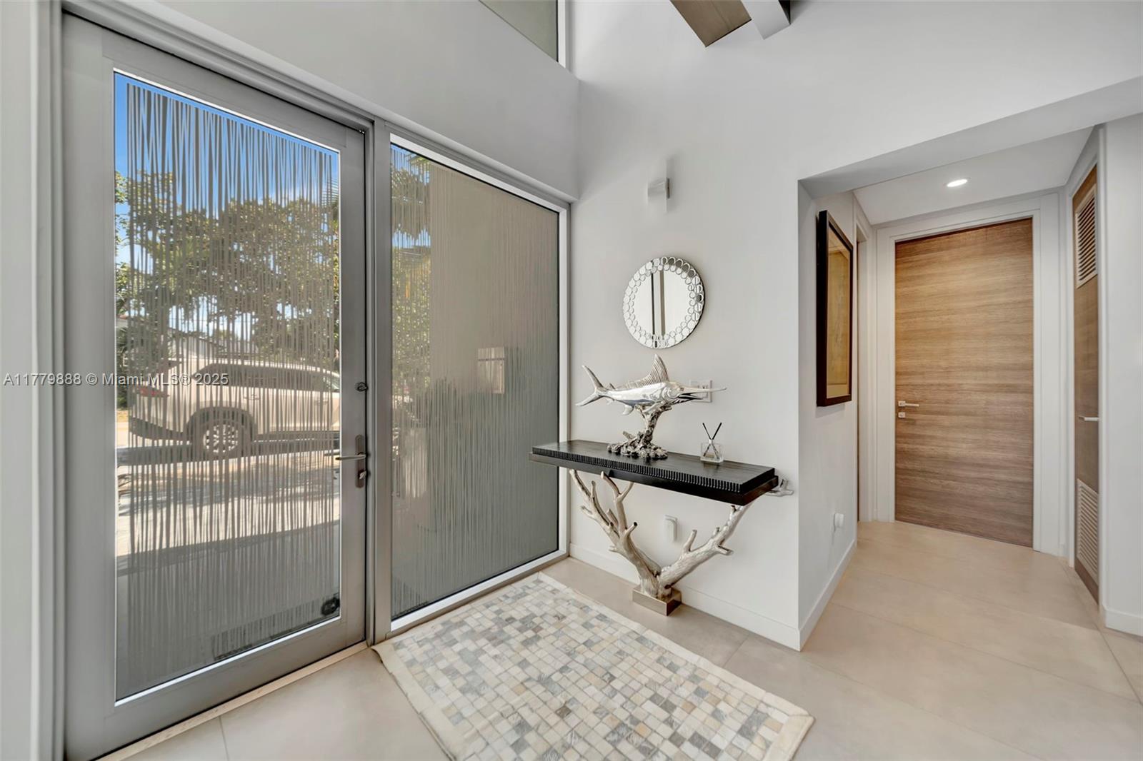 544 N Victoria Park Rd Fort Lauderdale, FL 33301