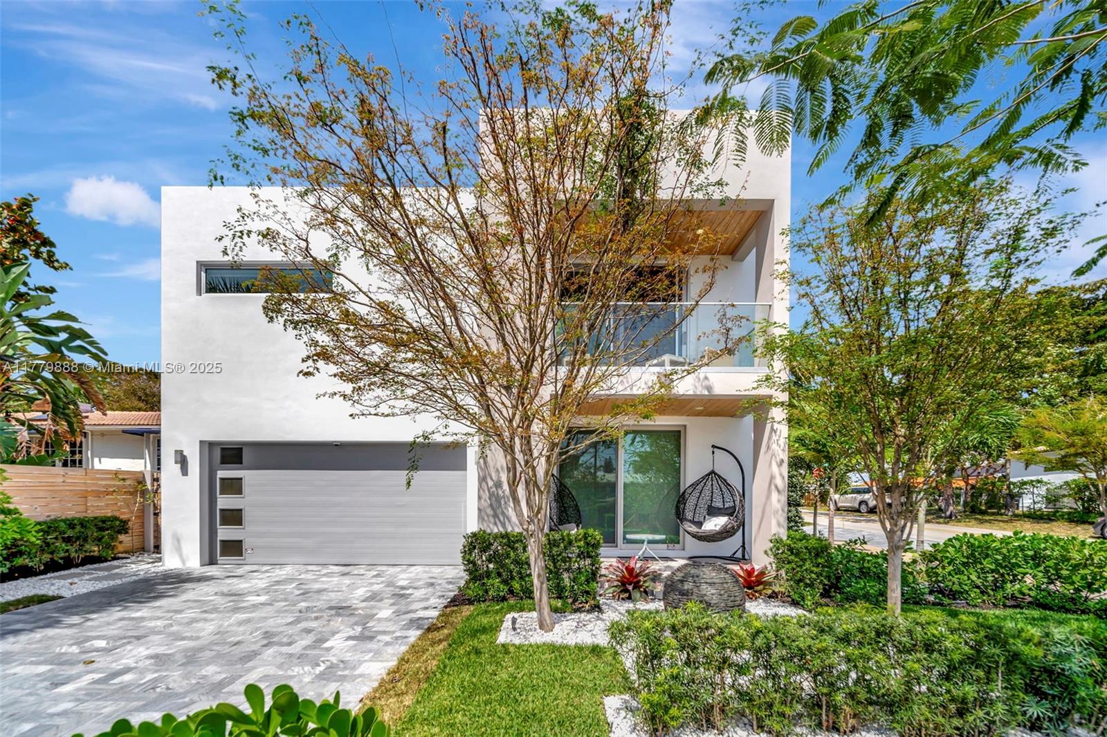 544 N Victoria Park Rd Fort Lauderdale, FL 33301