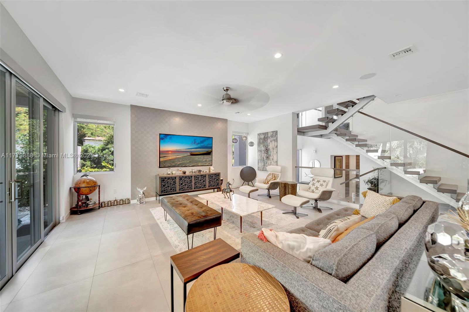 544 N Victoria Park Rd Fort Lauderdale, FL 33301