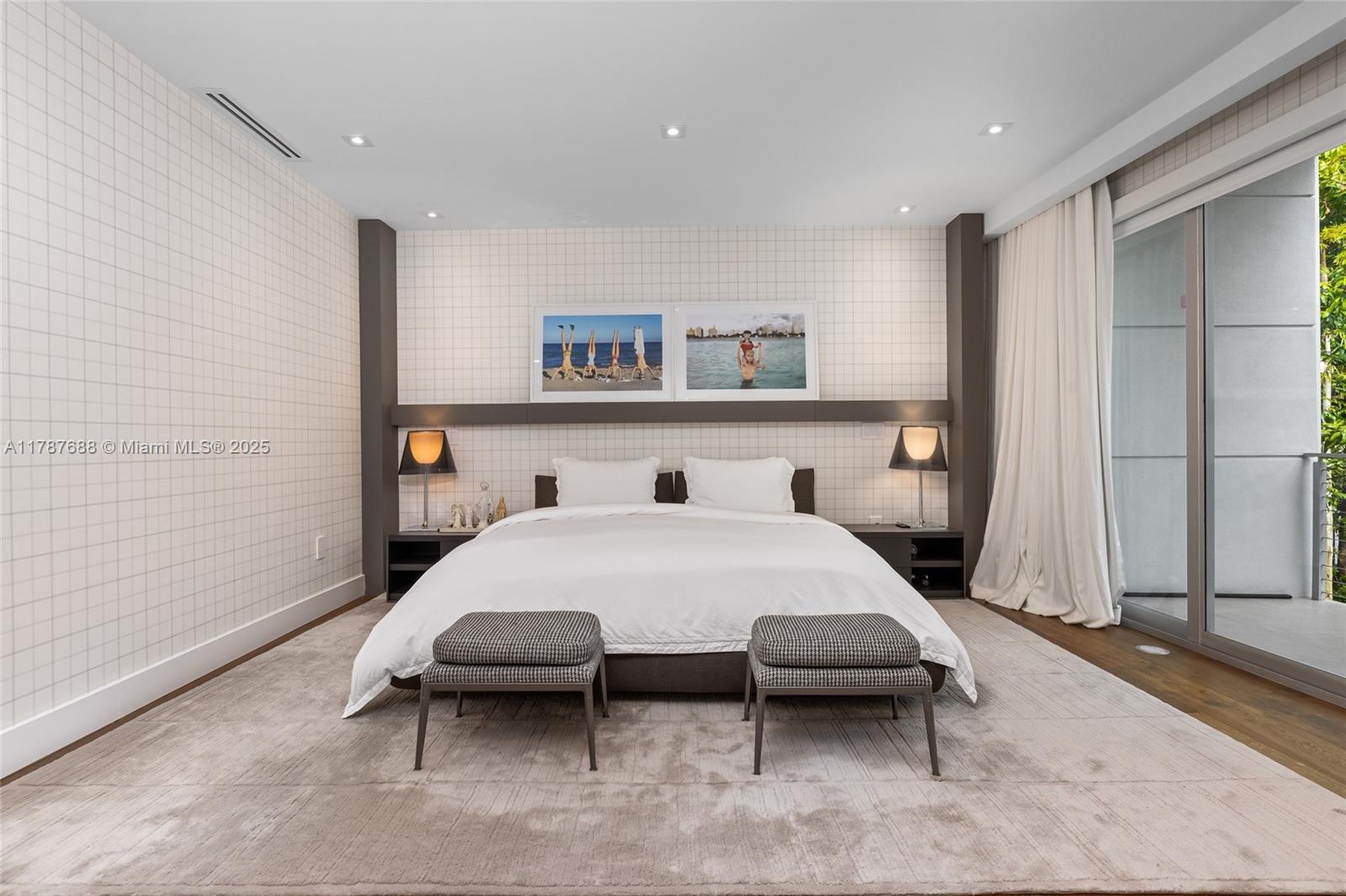 4039 Ventura Ave Miami, FL 33133