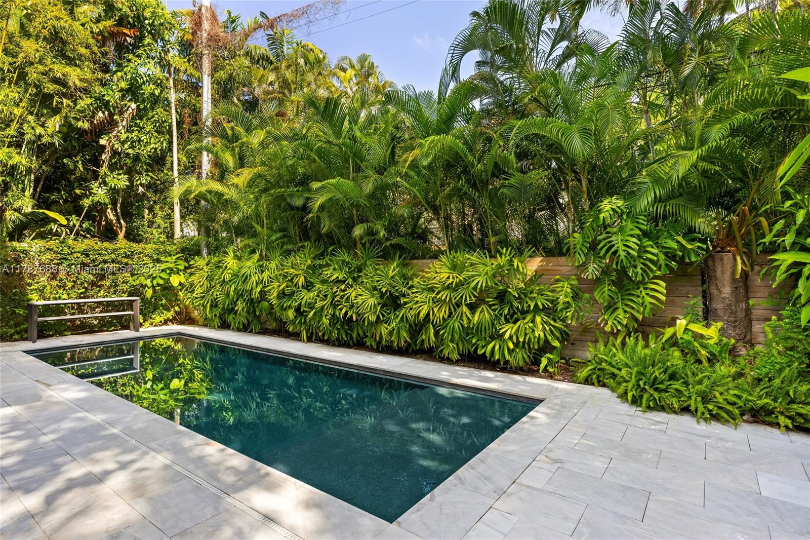 4039 Ventura Ave Miami, FL 33133